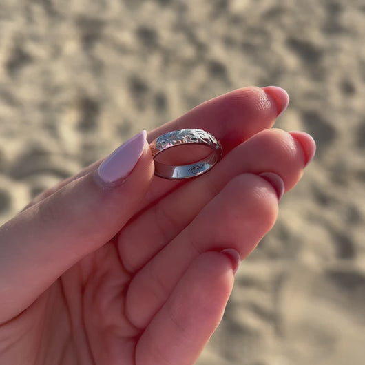 Hawaiian Barrel Ring with Engraving